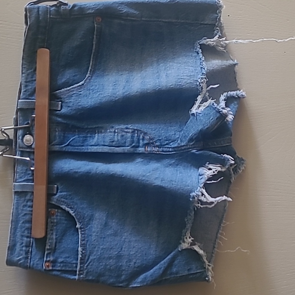 Levi 501 Denim High Waisted Shorts, Sz 32